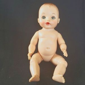 EFFANBEE Vintage 1964 Babykins 8 inch vinyl doll